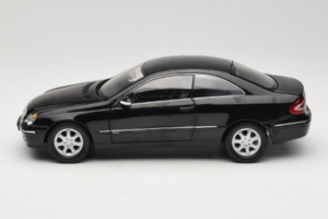Mercedes CLK C209 Black Metallic Kyosho 1:18 B66962149 Pressofusione — immagine 4 di 8