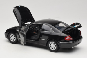 Mercedes CLK C209 Black Metallic Kyosho 1:18 B66962149 Pressofusione — immagine 5 di 8