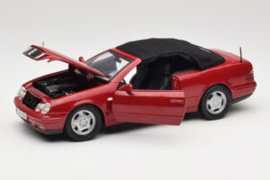 Mercedes CLK A208 Cabriolet Rosso Anson 1:18 30338 Pressofusione — immagine 2 di 8