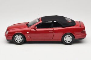 Mercedes CLK A208 Cabriolet Rosso Anson 1:18 30338 Pressofusione — immagine 4 di 8