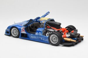 Mercedes CLK GTR #12 Original Teile FIA GT 1999 Maisto 1:18 56036 Pressofusione — immagine 4 di 7