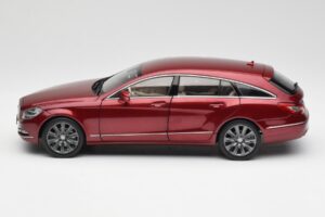Mercedes CLS Shooting Brake X218 Thulite Rosso Norev 1:18 B66960116 Pressofusione — immagine 4 di 8