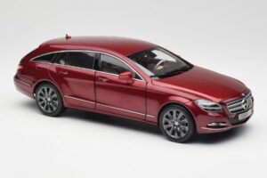Mercedes CLS Shooting Brake X218 Thulite Rosso Norev 1:18 B66960116 Pressofusione — immagine 6 di 8