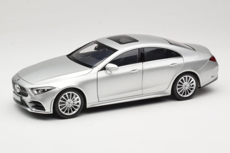 Mercedes CLS C257 Argento Norev 1:18 183489 Pressofusione
