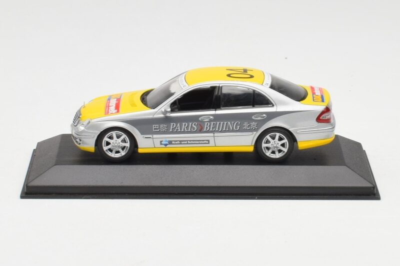 Mercedes E-Class W211 #4 Team ADAC Paris-Beijing 2006 Replacement Box Minichamps 1:43 B66962260-R Pressofusione