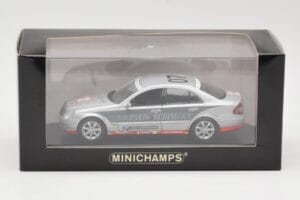 Mercedes E-Class W211 #7 Team AutoBild Paris-Beijing 2006 Replacement Box Minichamps 1:43 MB001 Pressofusione — immagine 4 di 4