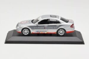 Mercedes E-Class W211 #7 Team AutoBild Paris-Beijing 2006 Replacement Box Minichamps 1:43 MB001 Pressofusione