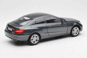 Mercedes E500 C207 Coupe Tenoric Grigio Norev 1:18 183540 Pressofusione — immagine 3 di 8
