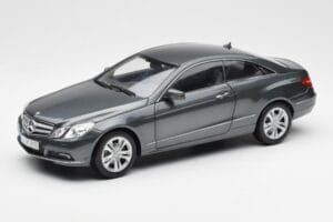 Mercedes E500 C207 Coupe Tenoric Grigio Norev 1:18 183540 Pressofusione