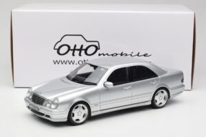 Mercedes E55 AMG W210 Brilliant Silver Otto 1:18 OT459 Resina — immagine 6 di 6