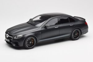 Mercedes AMG E63 S W213 Edition 1 Night Nero GT Spirit 1:18 B66963111 Resina