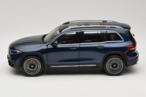 Mercedes EQB Blu NZG 1:18 B66961280 Pressofusione — immagine 4 di 8