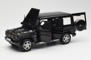 Mercedes G 500 W463 Nero Dealer Edition AUTOart 1:18 B66962143 Pressofusione — immagine 2 di 8