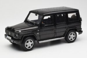 Mercedes G 500 W463 Nero Dealer Edition AUTOart 1:18 B66962143 Pressofusione