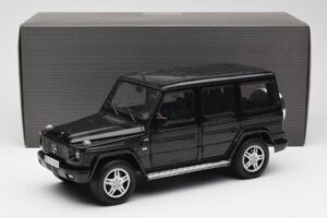 Mercedes G 500 W463 Nero Dealer Edition AUTOart 1:18 B66962143 Pressofusione — immagine 8 di 8