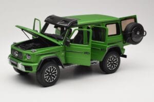 Mercedes G 63 AMG 4x4 Squared Green Hell Magno Almost Real 1:18 820821 Pressofusione — immagine 2 di 8