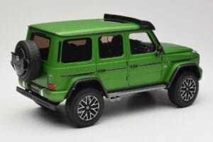Mercedes G 63 AMG 4x4 Squared Green Hell Magno Almost Real 1:18 820821 Pressofusione — immagine 3 di 8
