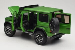 Mercedes G 63 AMG 4x4 Squared Green Hell Magno Almost Real 1:18 820821 Pressofusione — immagine 5 di 8