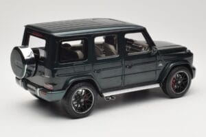 Mercedes G 63 AMG W463 Green Metallic Minichamps 1:18 110037066 Pressofusione — immagine 3 di 8