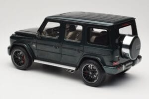 Mercedes G 63 AMG W463 Green Metallic Minichamps 1:18 110037066 Pressofusione — immagine 7 di 8