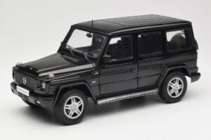 Mercedes G-Class G 500 W463 Smaragd Black Metallic AUTOart 1:18 76101 Pressofusione