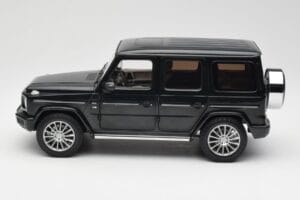 Mercedes G-Class G500 W463A Emerald Green Minichamps 1:18 B66960810 Pressofusione — immagine 4 di 8