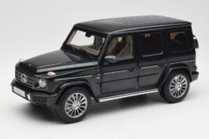 Mercedes G-Class G500 W463A Emerald Green Minichamps 1:18 B66960810 Pressofusione