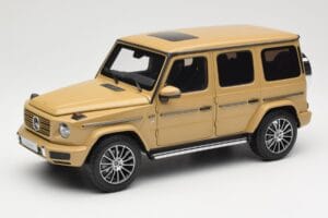 Mercedes G-Class G 500 W463A Solarbeam Yellow Metallic Minichamps 1:18 113037108 Pressofusione