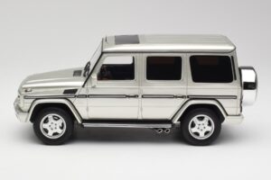 Mercedes G-Class G55 AMG W463 Iridium Argento Otto 1:18 OT1126 Resina — immagine 3 di 6