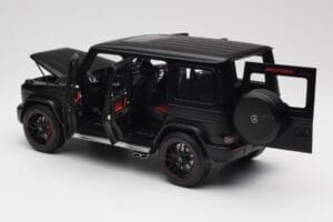 Mercedes G-Class G63 AMG W463A Matt Black Minichamps 1:18 110037064 Pressofusione — immagine 5 di 8