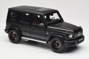 Mercedes G-Class G63 AMG W463A Matt Black Minichamps 1:18 110037064 Pressofusione — immagine 6 di 8