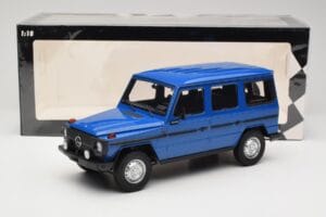 Mercedes G-Class W460 LWB Blu Scuro Minichamps 1:18 155038100 Pressofusione — immagine 6 di 6