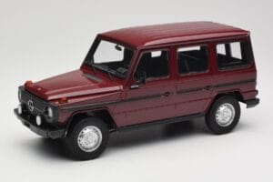Mercedes G-Class W460 LWB Rosso Scuro Minichamps 1:18 155038102 Pressofusione
