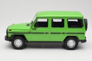 Mercedes G-Class W460 LWB Verde Minichamps 1:18 155038101 Pressofusione — immagine 3 di 6