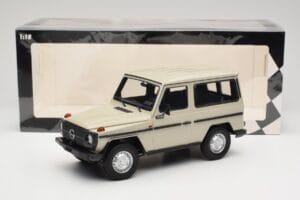 Mercedes G-Class W460 SWB Grey Metallic Minichamps 1:18 155038004 Pressofusione — immagine 6 di 6