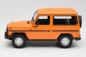 Mercedes G-Class W460 SWB Arancione Minichamps 1:18 155038000 Pressofusione — immagine 3 di 6