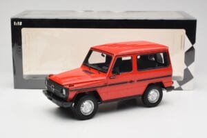 Mercedes G-Class W460 SWB Rosso Minichamps 1:18 155038002 Pressofusione — immagine 6 di 6