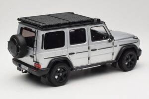 Mercedes G-Class W463 Iridium Silver Norev 1:18 183030 Pressofusione — immagine 3 di 8