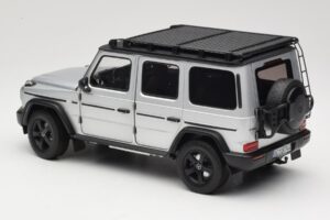 Mercedes G-Class W463 Iridium Silver Norev 1:18 183030 Pressofusione — immagine 7 di 8