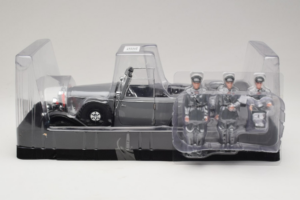 Mercedes G4 6-Wheels Nero With Figures Signature Models 1:18 38202 Pressofusione