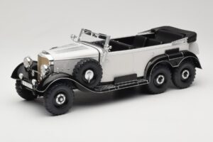 Mercedes G4 W31 Bianco MCG 1:18 MCG18208 Pressofusione