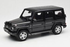 Mercedes G500 W463 Nero AUTOart 1:18 76216 Pressofusione