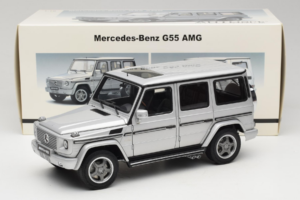 Mercedes G55 AMG W463 Argento AUTOart 1:18 76247 Pressofusione — immagine 8 di 8