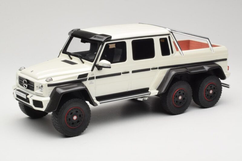 Mercedes AMG G63 6x6 W463 Bianco GT Spirit 1:18 GT100 Resina