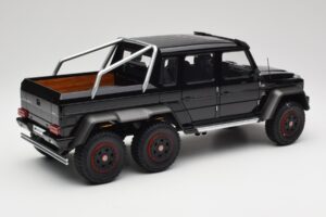 Mercedes AMG G63 W463 6x6 Gloss Nero AUTOart 1:18 76306 Composito — immagine 3 di 8