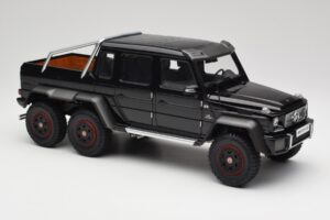 Mercedes AMG G63 W463 6x6 Gloss Nero AUTOart 1:18 76306 Composito — immagine 6 di 8