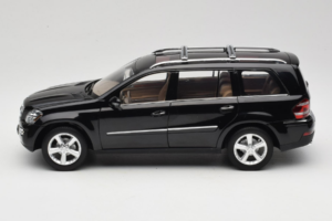Mercedes GL X164 Obsidian Black Minichamps 1:18 B66962334 Pressofusione — immagine 4 di 8