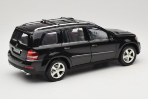 Mercedes GL X164 Period Brown Minichamps 1:18 B66962336 Pressofusione — immagine 3 di 8