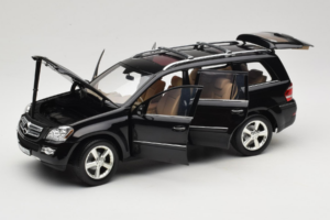Mercedes GL X164 Tanzanite Blue Minichamps 1:18 B66962335 Pressofusione — immagine 2 di 8