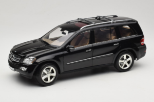 Mercedes GL X164 Tanzanite Blue Minichamps 1:18 B66962335 Pressofusione